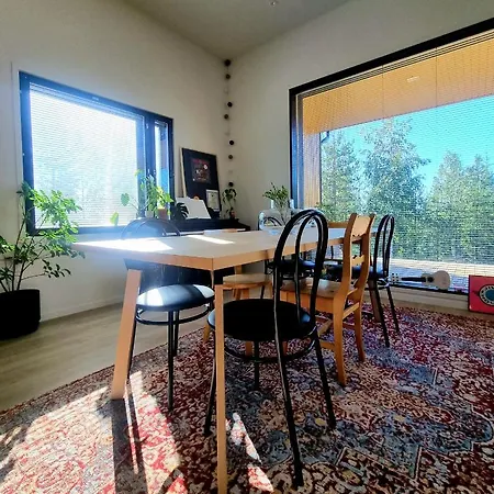 Black Pearl Apartment *